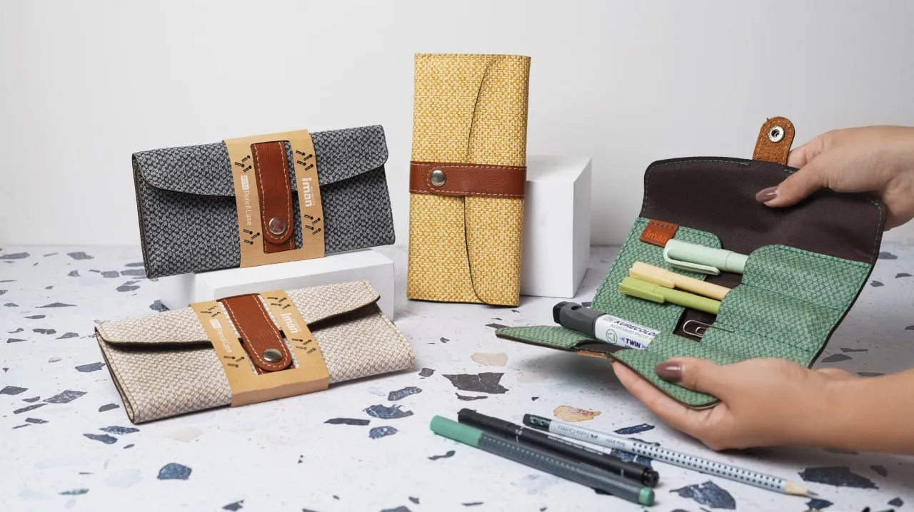 جامدادی آروا